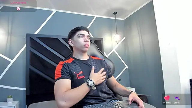 Eryonbradley online show from October 9, 2025, 11:41 am