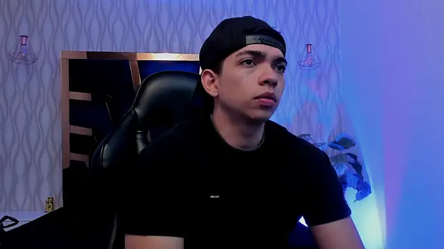 Eryonbradley online show from March 27, 2026, 11:26 pm