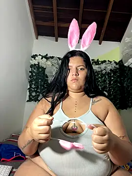 Snapshot of Isaval100 chatting on October 31, 2025, 3:18 am Isaval100 online show from October 31, 2025, 3:18 am