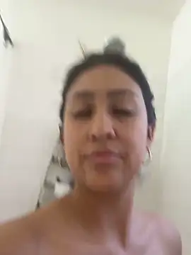 Snapshot of Sonnysoles chatting on December 19, 2025, 10:06 pm Sonnysoles online show from December 19, 2025, 10:06 pm