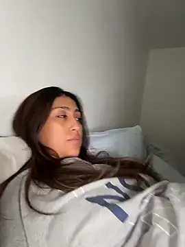 Snapshot of Sonnysoles chatting on January 9, 2026, 3:42 am Sonnysoles online show from January 9, 2026, 3:42 am