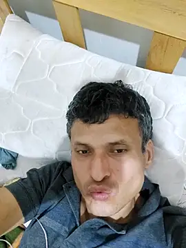 luislimafuego online show from December 22, 2025, 3:36 am