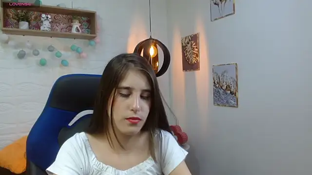 karlarousex online show from October 4, 2025, 3:15 am