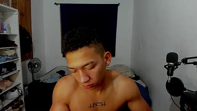 JuanchiT66 online show from October 22, 2025, 3:56 pm