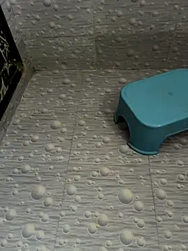 Snapshot of NoddingScorpion chatting on October 8, 2025, 4:10 am NoddingScorpion online show from October 8, 2025, 4:10 am