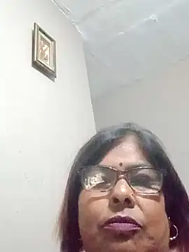 Snapshot of mileesha chatting on October 10, 2025, 7:13 pm mileesha online show from October 10, 2025, 7:13 pm