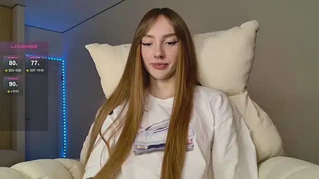 Snapshot of Lunainnk chatting on October 15, 2025, 11:49 pm Lunainnk online show from October 15, 2025, 11:49 pm