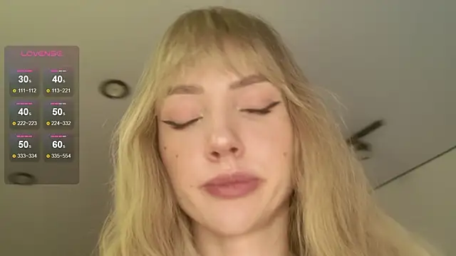 Lunainnk online show from March 16, 2026, 5:44 am