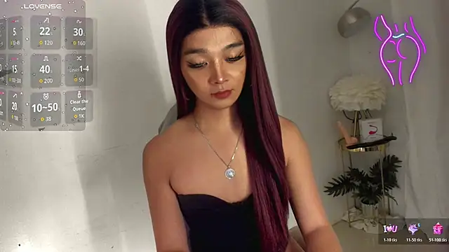 TrinityFucksYou online show from November 28, 2025, 3:25 pm