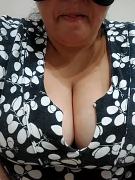 Snapshot of evli_ateslicift chatting on September 27, 2025, 7:30 pm evli ateslicift online show from September 27, 2025, 7:30 pm