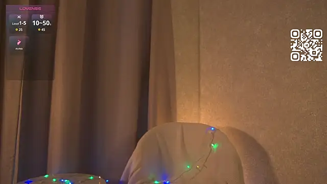 MagicCutie online show from December 22, 2025, 8:55 am