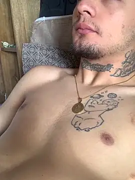 JamesDeker online show from November 21, 2025, 12:37 pm