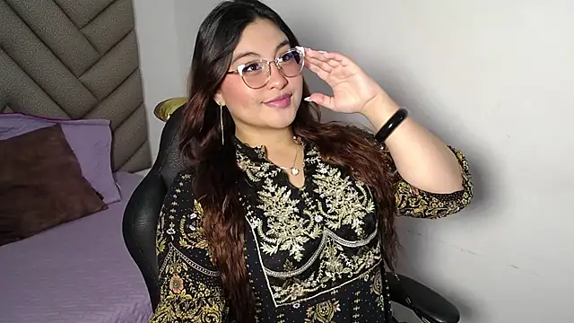 heluejamil online show from October 17, 2025, 12:19 pm