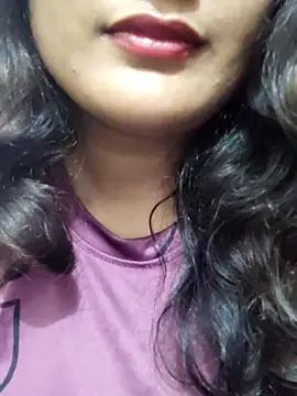 Snapshot of Cute_pinkii chatting on November 7, 2025, 8:09 pm Cute pinkii online show from November 7, 2025, 8:09 pm