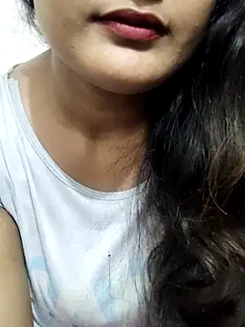 Cute pinkii online show from November 17, 2025, 7:41 pm