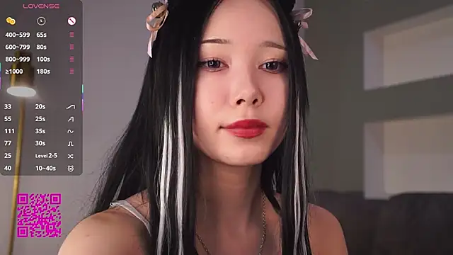 Snapshot of CherryGlow chatting on October 21, 2025, 7:09 am CherryGlow online show from October 21, 2025, 7:09 am