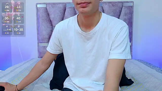 Snapshot of lana_and_liam_ chatting on October 3, 2025, 10:23 am lana and liam online show from October 3, 2025, 10:23 am