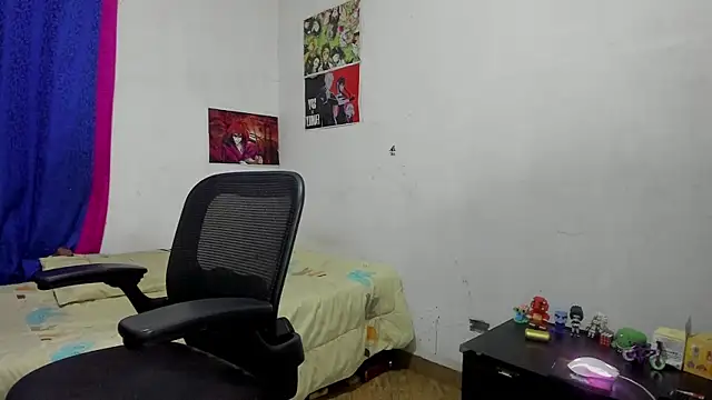 Snapshot of golden_ryyan chatting on November 26, 2025, 7:42 am golden ryyan online show from November 26, 2025, 7:42 am