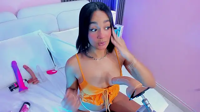 Clawdeen  wolf online show from March 24, 2026, 8:25 pm