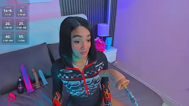 Clawdeen  wolf online show from April 7, 2026, 8:20 pm