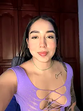 KaditaNavarro online show from October 1, 2025, 5:30 pm