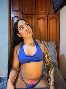 KaditaNavarro online show from April 11, 2026, 6:56 pm