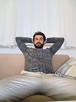 Snapshot of alex10alexx chatting on September 29, 2025, 8:35 pm alex10alexx online show from September 29, 2025, 8:35 pm