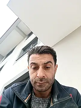 Snapshot of alex10alexx chatting on October 9, 2025, 1:20 pm alex10alexx online show from October 9, 2025, 1:20 pm