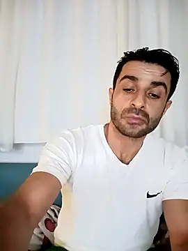 Snapshot of alex10alexx chatting on October 11, 2025, 9:57 pm alex10alexx online show from October 11, 2025, 9:57 pm