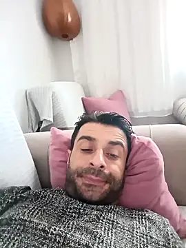 Snapshot of alex10alexx chatting on October 15, 2025, 2:39 pm alex10alexx online show from October 15, 2025, 2:39 pm