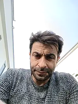 Snapshot of alex10alexx chatting on November 6, 2025, 10:38 am alex10alexx online show from November 6, 2025, 10:38 am