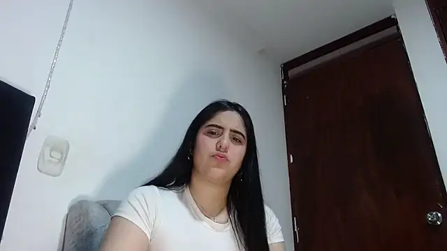 Electraweb 09 online show from October 23, 2025, 7:01 pm