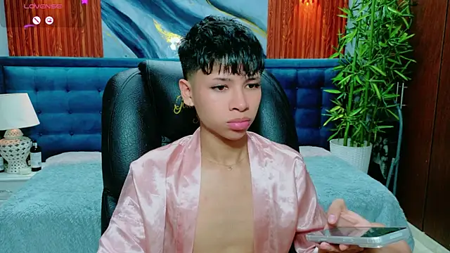 dilan 911 online show from February 25, 2026, 6:28 pm