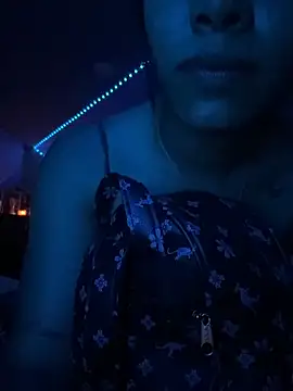 Snapshot of sofia__blaze chatting on October 23, 2025, 4:01 am sofia blaze online show from October 23, 2025, 4:01 am