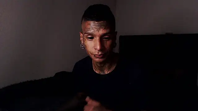 Snapshot of black_firex chatting on September 29, 2025, 9:19 pm black firex online show from September 29, 2025, 9:19 pm