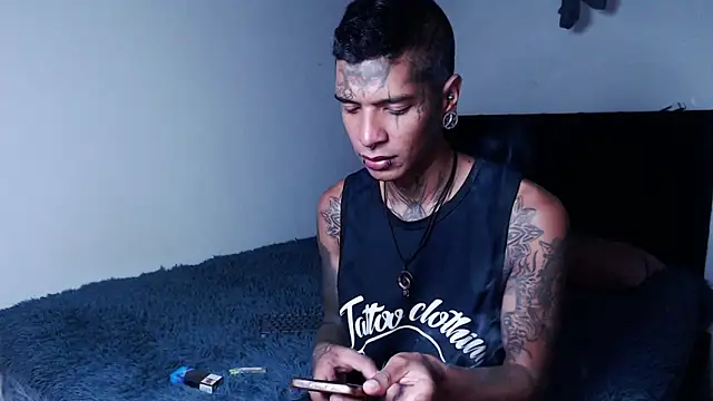 Snapshot of black_firex chatting on October 6, 2025, 4:37 pm black firex online show from October 6, 2025, 4:37 pm