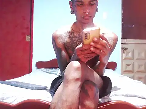 Snapshot of black_firex chatting on November 7, 2025, 2:55 am black firex online show from November 7, 2025, 2:55 am