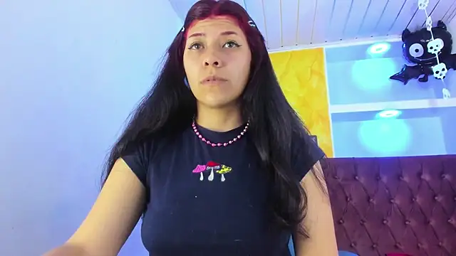 Snapshot of Raven_Rouge_ chatting on October 28, 2025, 5:22 am Raven Rouge online show from October 28, 2025, 5:22 am