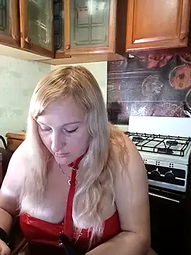 Snapshot of XHelenaX90 chatting on November 8, 2025, 8:07 pm XHelenaX90 online show from November 8, 2025, 8:07 pm