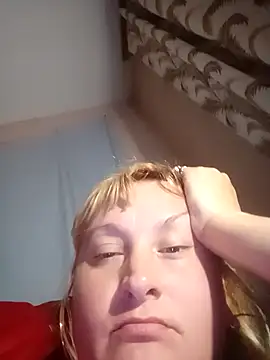 Snapshot of XHelenaX90 chatting on November 10, 2025, 6:40 pm XHelenaX90 online show from November 10, 2025, 6:40 pm