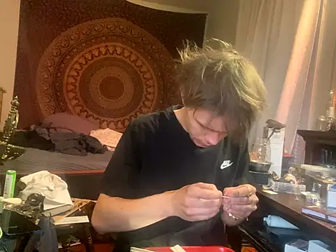 XanderOzzz online show from November 15, 2025, 10:37 pm