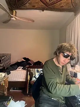 XanderOzzz online show from February 10, 2026, 12:09 pm