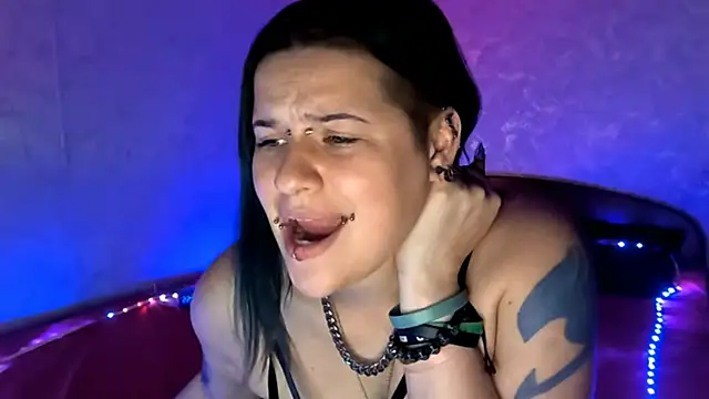 NeonNectar  online show from September 22, 2025, 7:49 pm