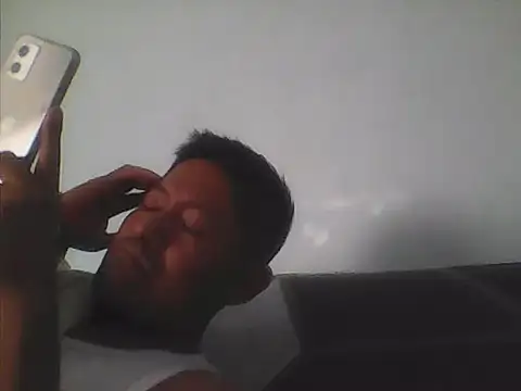 Snapshot of XaviGomez-87 chatting on November 30, 2025, 8:13 pm XaviGomez-87 online show from November 30, 2025, 8:13 pm