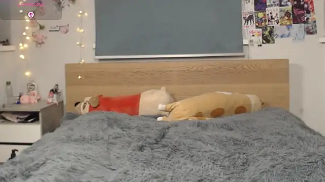 triplebakaaa online show from October 6, 2025, 9:45 pm