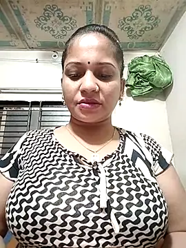 Snapshot of Payel_50 chatting on July 14, 2026, 4:23 pm Payel 50 online show from July 14, 2026, 4:23 pm