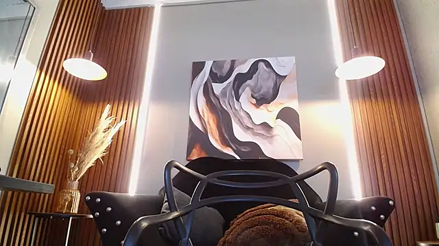 CurlyDani online show from March 31, 2026, 2:06 pm