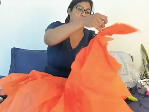 Snapshot of _Miaa_khalifa_ chatting on October 15, 2025, 12:16 pm Miaa khalifa online show from October 15, 2025, 12:16 pm