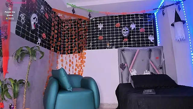 Snapshot of aurora_tziu chatting on October 19, 2025, 4:02 am aurora tziu online show from October 19, 2025, 4:02 am