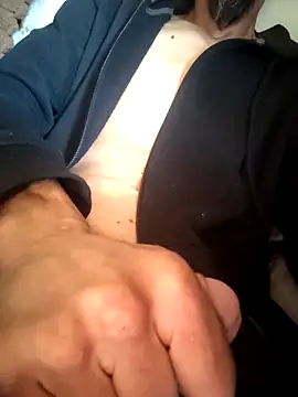 Snapshot of maxpowers84 chatting on October 5, 2025, 9:13 pm maxpowers84 online show from October 5, 2025, 9:13 pm